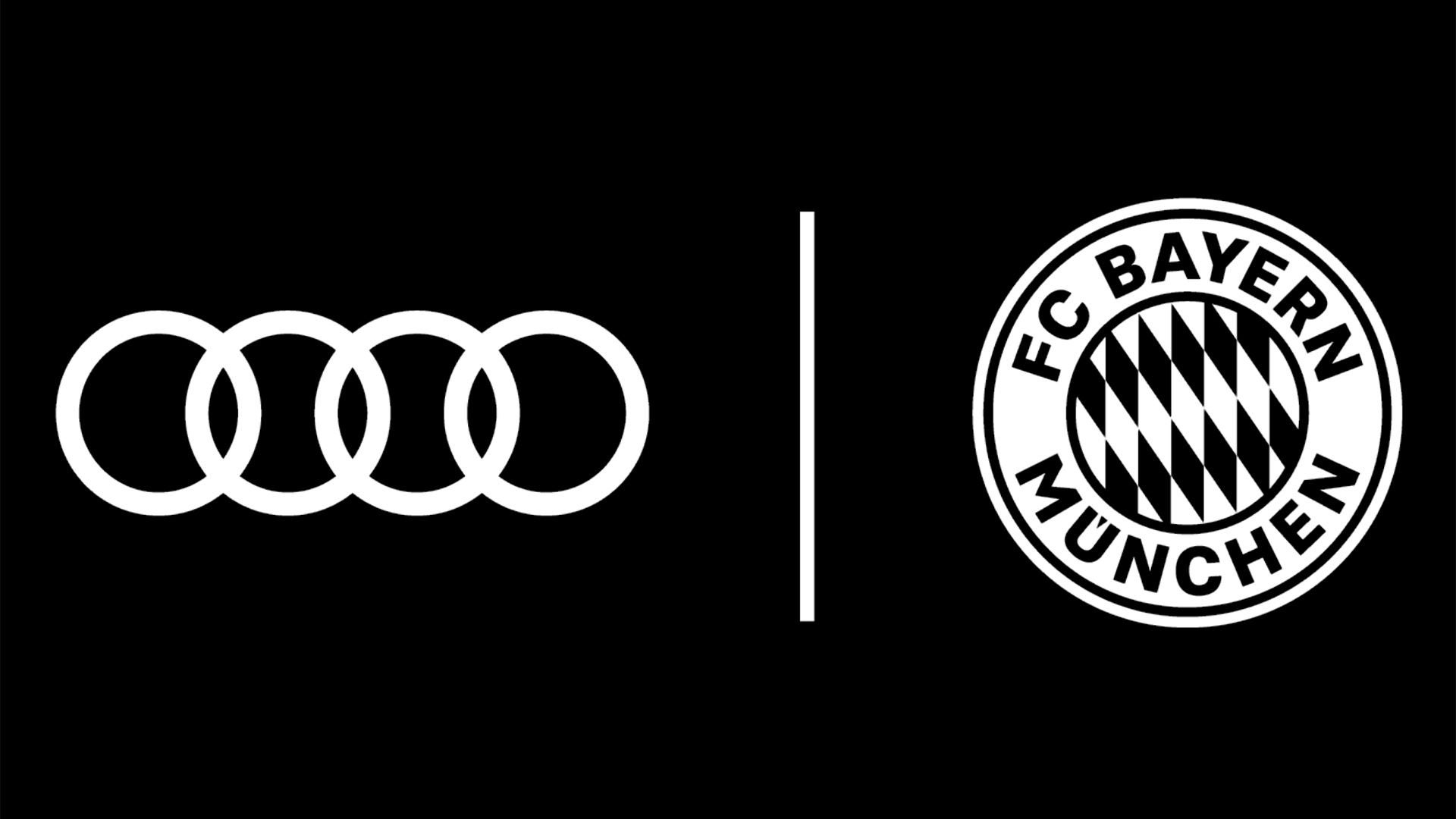 Links weißes Audi Logo und rechts weißes FC Bayern München Logo auf schwarzem Hintergrund.