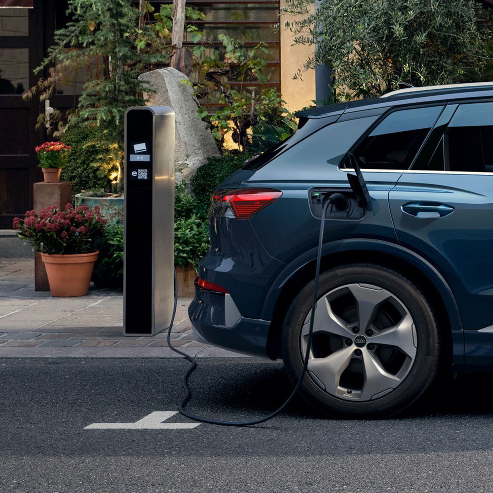 Foto de la carga eléctrica de Audi