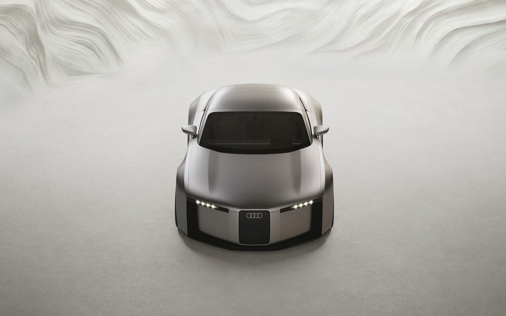 本質を浮かび上がらせるために、必然的に一切の無駄を削ぎ落とす：Audi Concept Cは、純粋な形態、精緻さ、堅固さを兼ね備えたアスレチック・ミニマリズムを体現しています。
