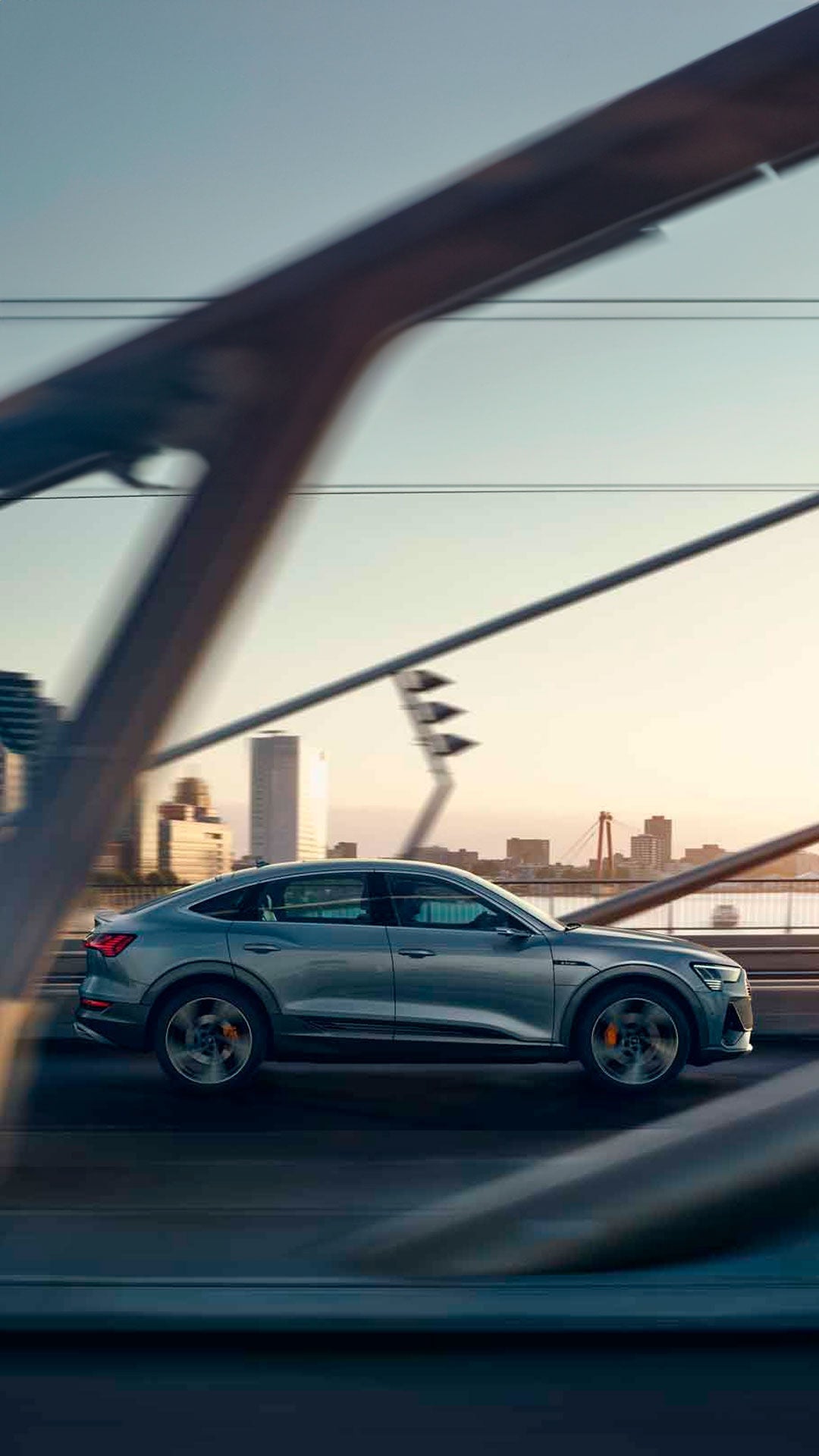 Foto de un Audi e-tron de ocasión, un Audi e-tron seminuevo o un Audi e-tron de segunda mano.