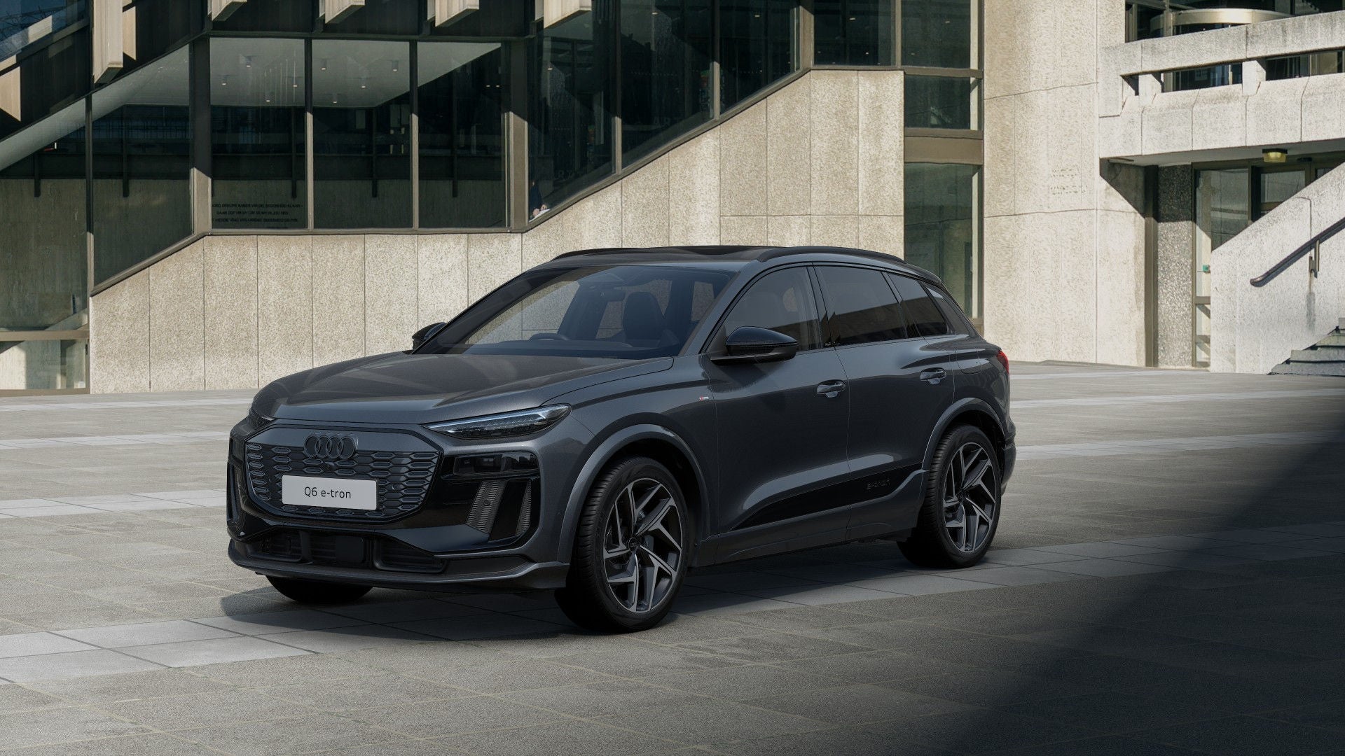 The Q6 e-tron S line quattro