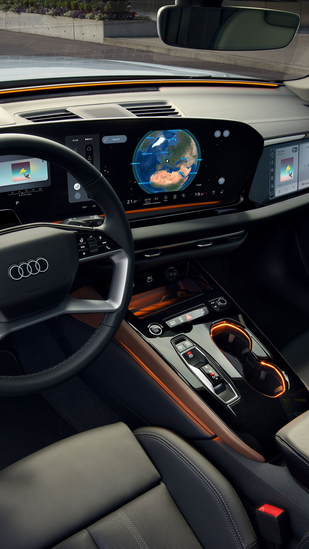 View of the steering wheel and displays in the A5 Avant from the driver's perspective.