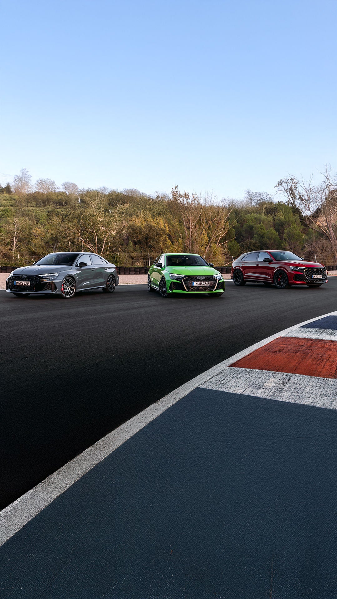 Audi Sport autod ringrajal pargituna eestvaates