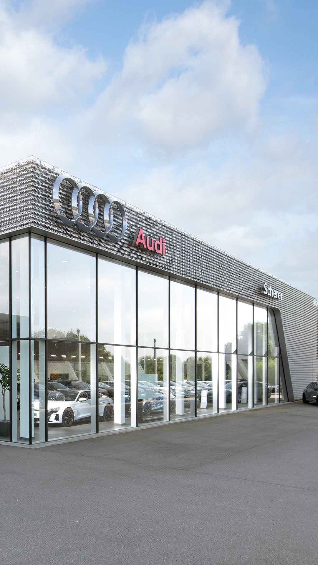 Außenansicht Autohaus Scherer Homburg
