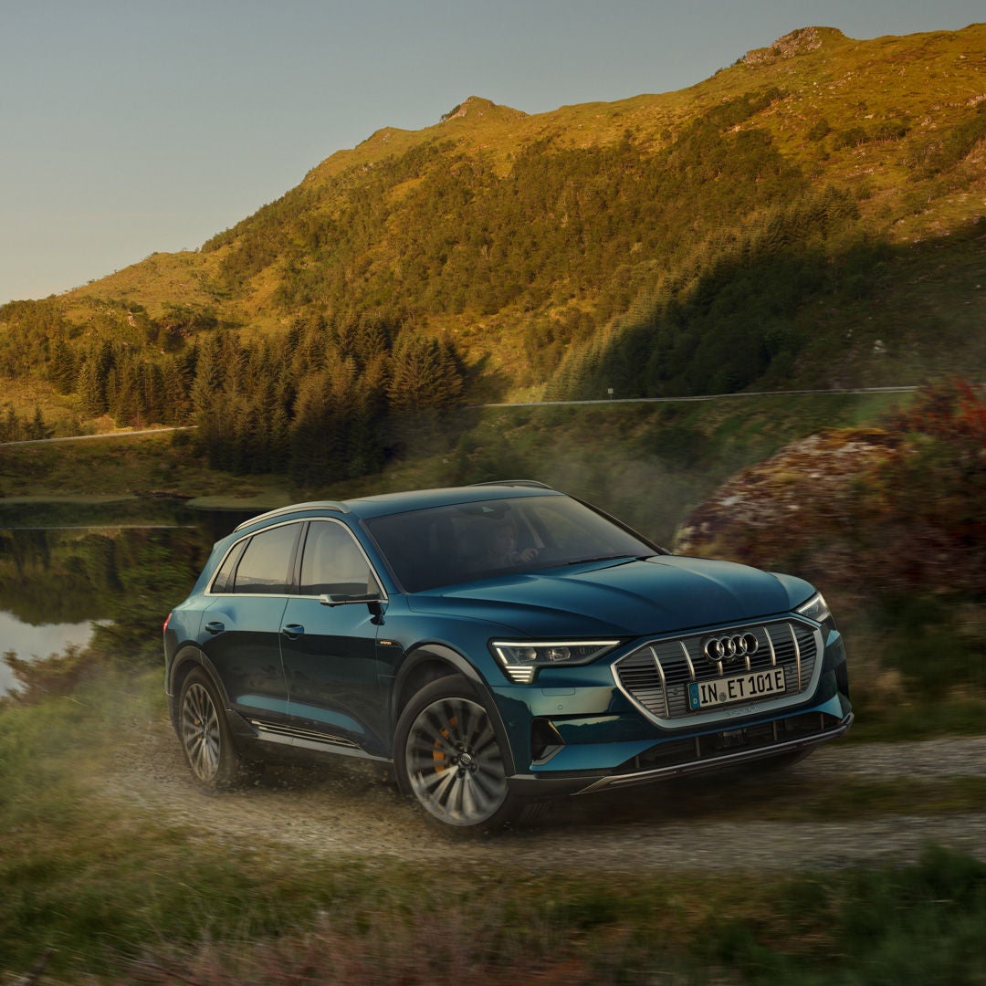Der Audi e-tron mit Functions in Demand