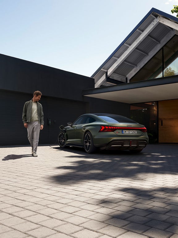 Audi RS GT laadimine kodus