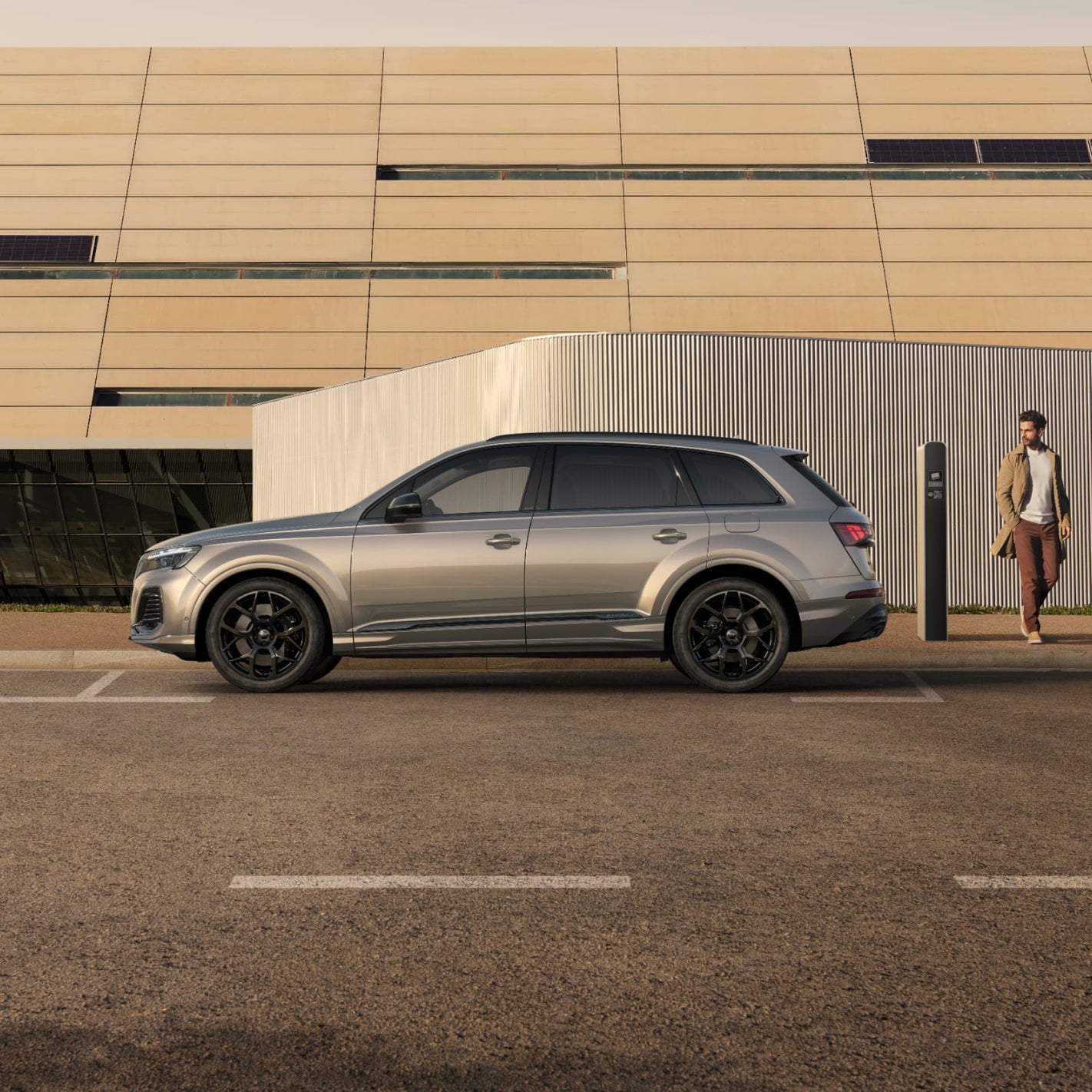 Audi Q7 TFSI e | Q7 Range | Audi UK