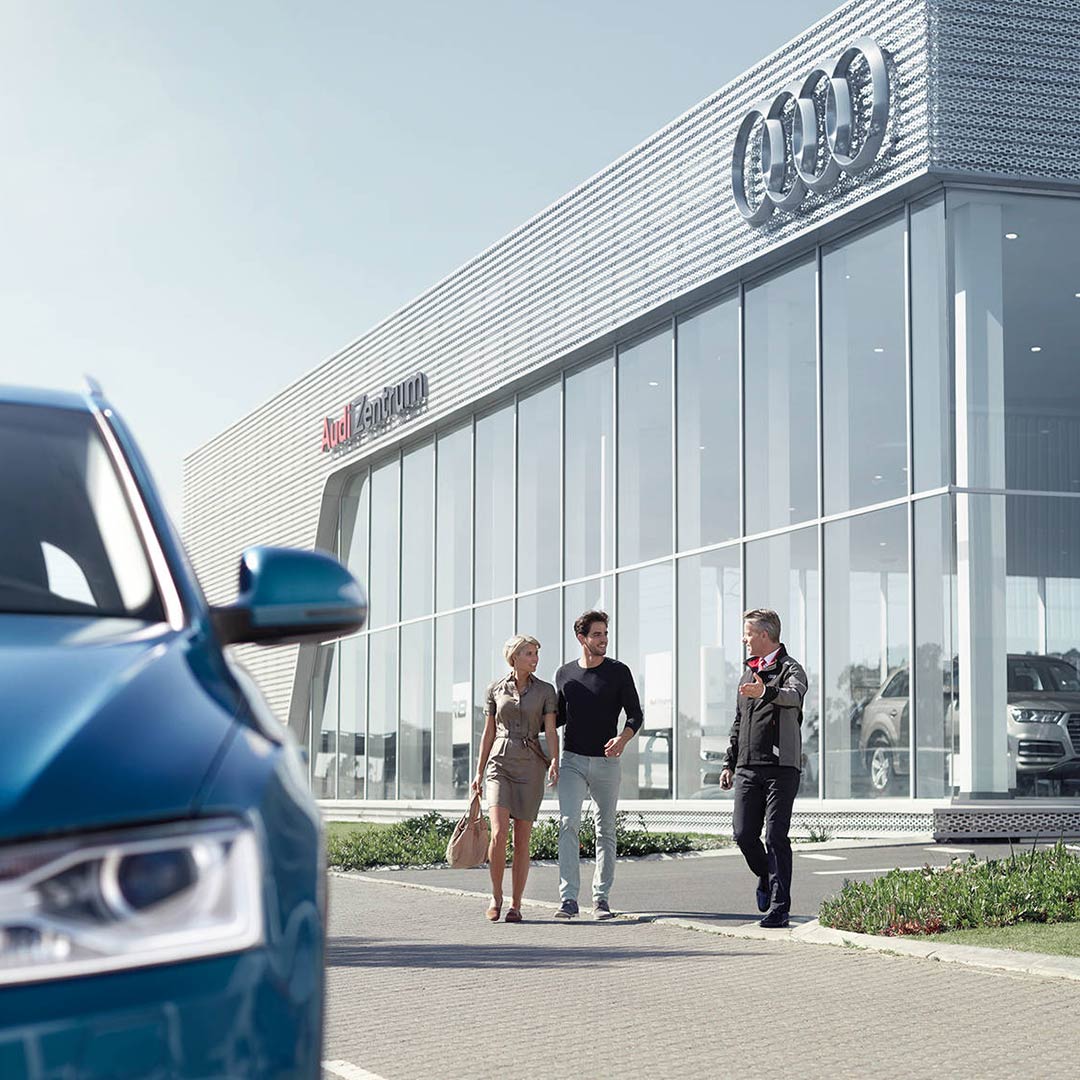Audi 正規ディーラーの外観