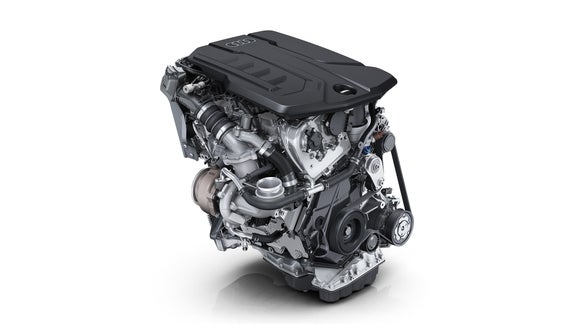 Foto de los elementos de control del vano motor de vehículos Mild hybrid de Audi. 