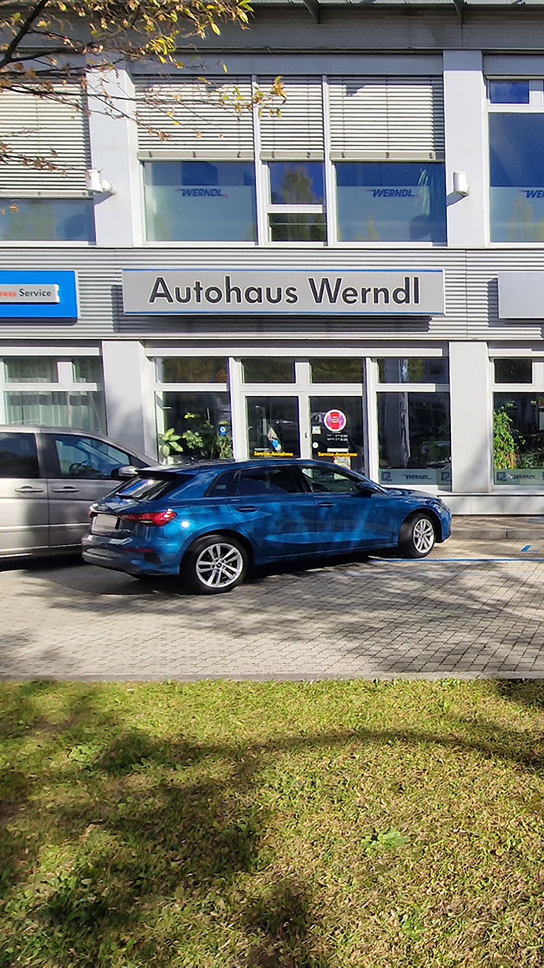Außenansicht Autohaus Werndl GmbH & Co