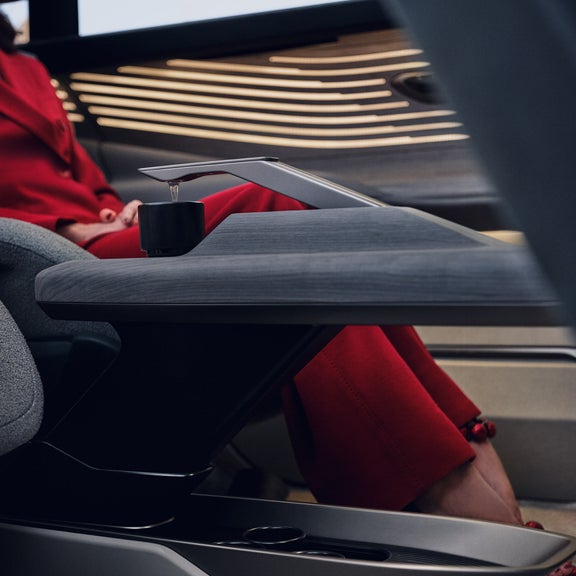 El Audi urbansphere concept incluye elementos de confort que lo convierten en un salón sobre ruedas. 