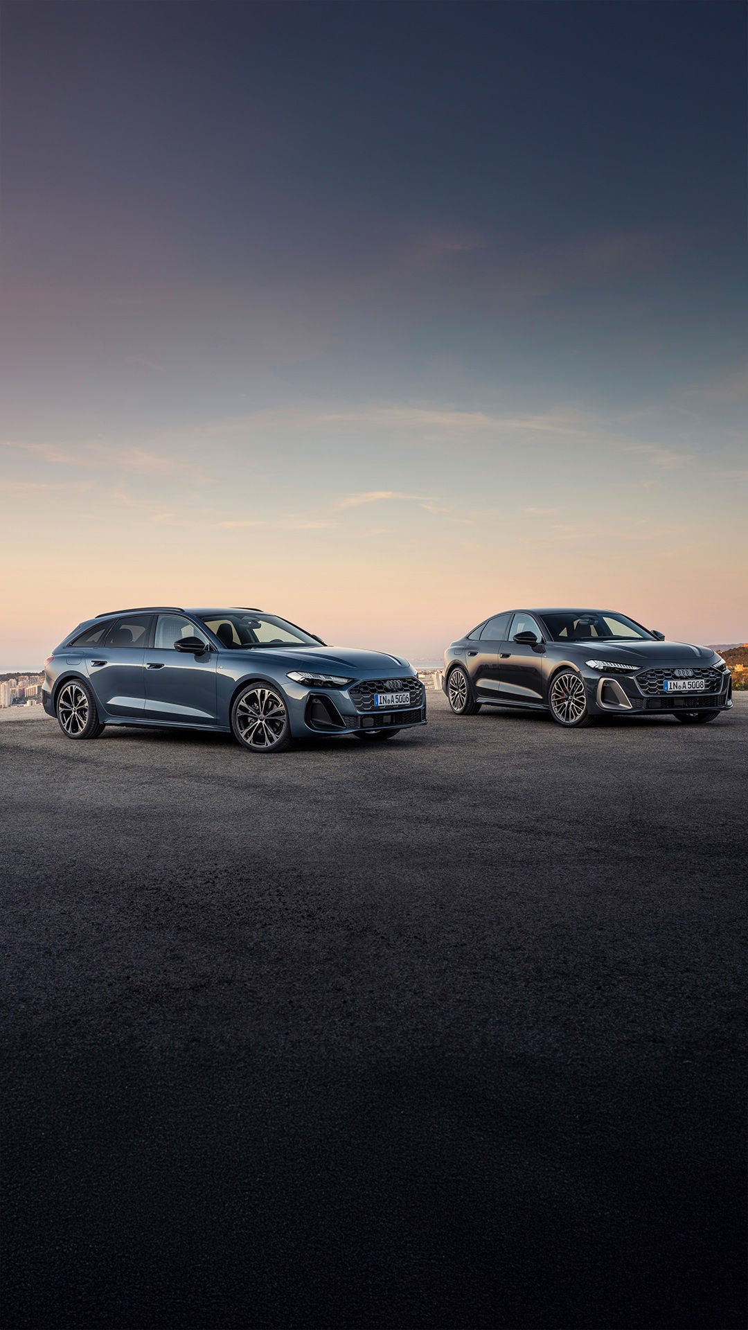 Audi A5 Limousine ja Avant pargitud parkimisplatsil eestvaates