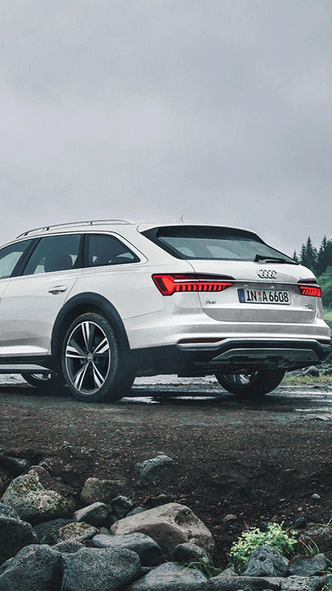 Audi A6 allroad quattro all-wheel drive