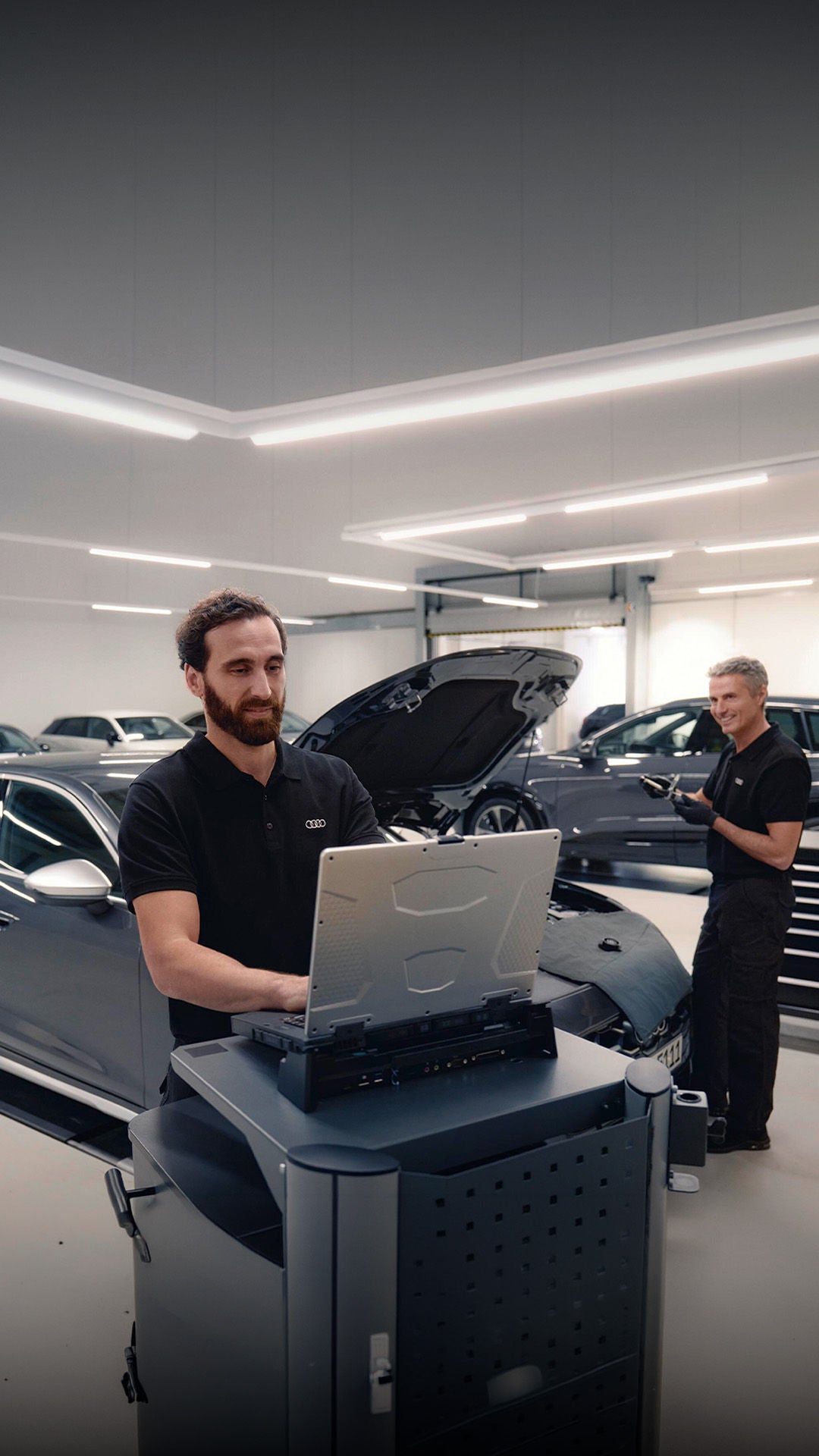 Un aceite de motor de los Accesorios Originales Audi.  