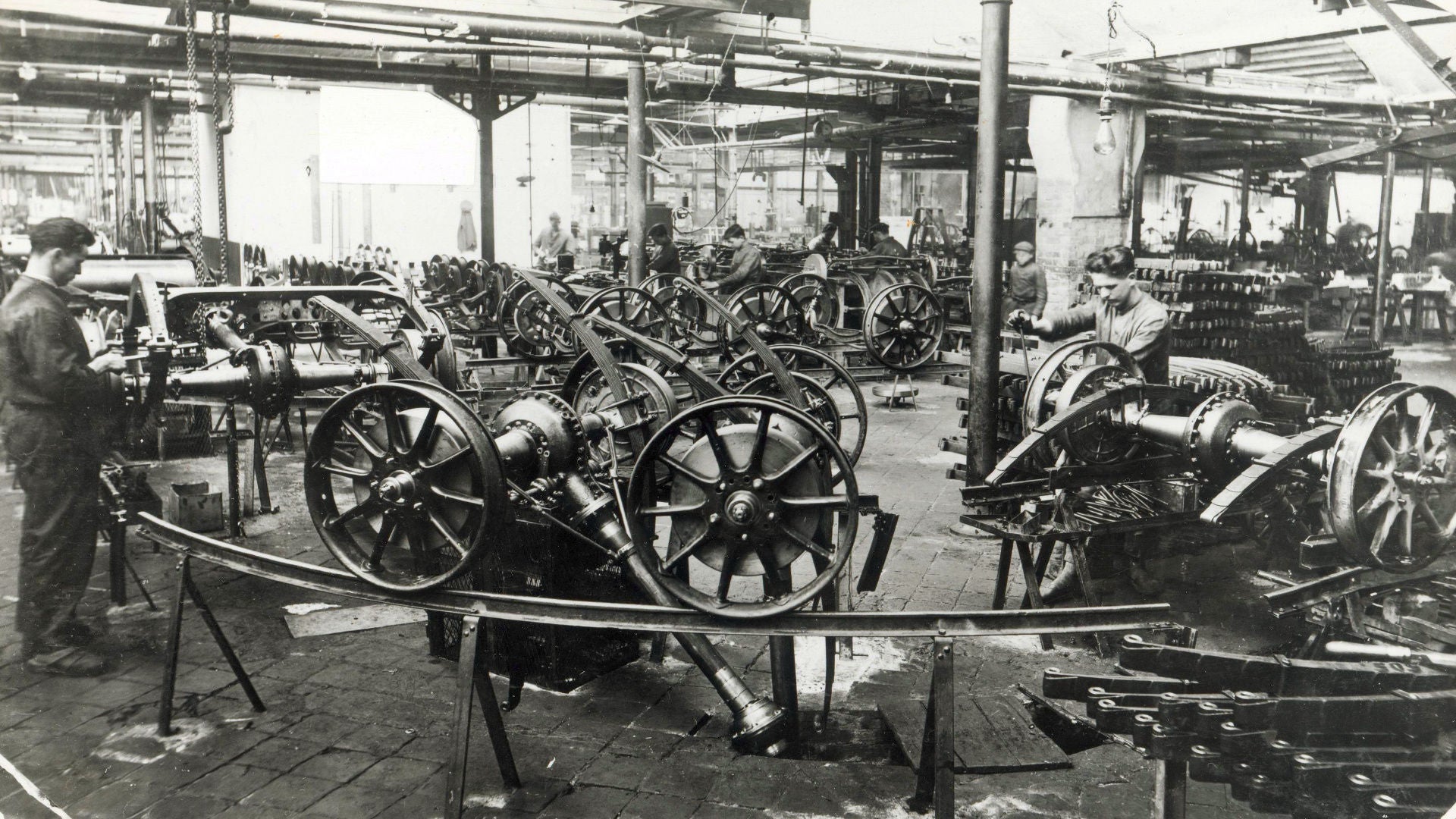 A picture showing an old Audi factory.