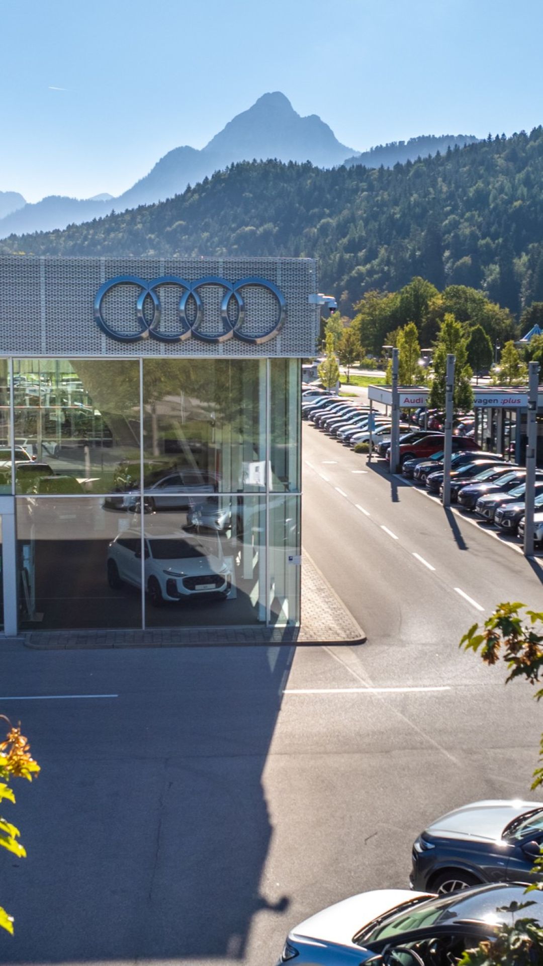 Außenansicht Autohaus Heuberger GmbH