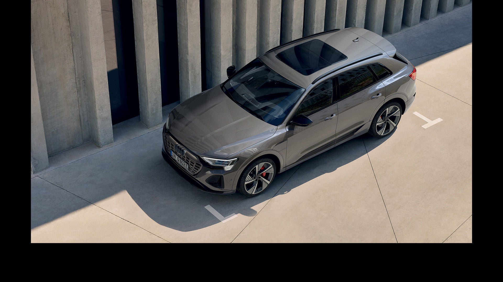 Vue du dessus de l'Audi Q8 e-tron