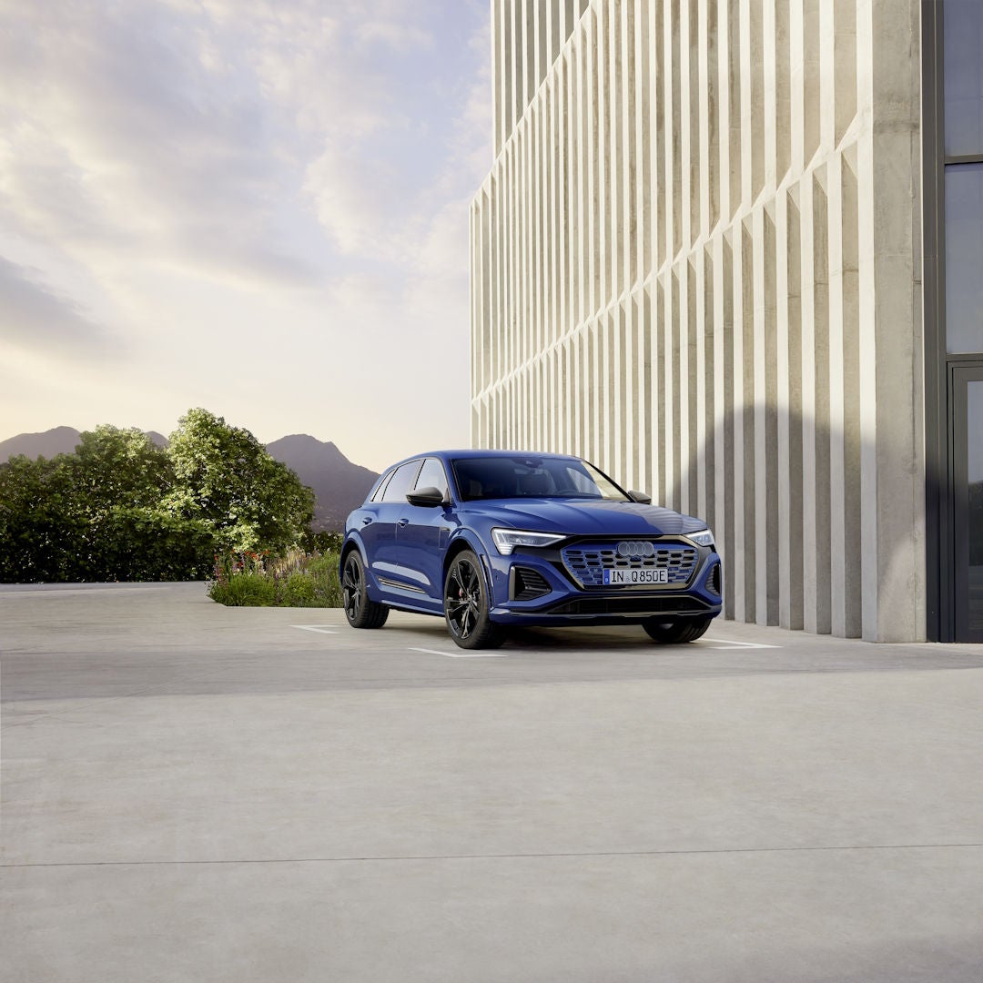 Audi SUV Q8 e-tron