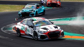 Audi R8 LMS gana los primeros títulos de la temporada 2025