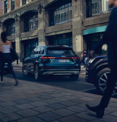 Rear view Audi e-tron 