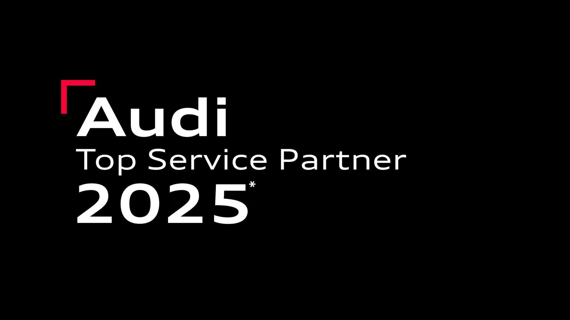 Weißer Audi Top Service Partner 2025-Schriftzug auf schwarzem Grund