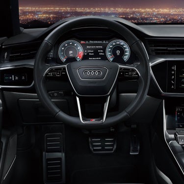 Audi S7 Sportback ドライバーオリエンテッドなコックピット