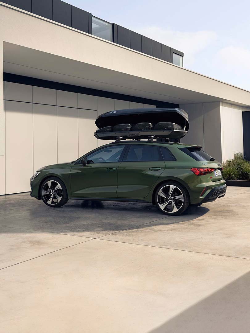 Audi S3 Sportback > アウディジャパン