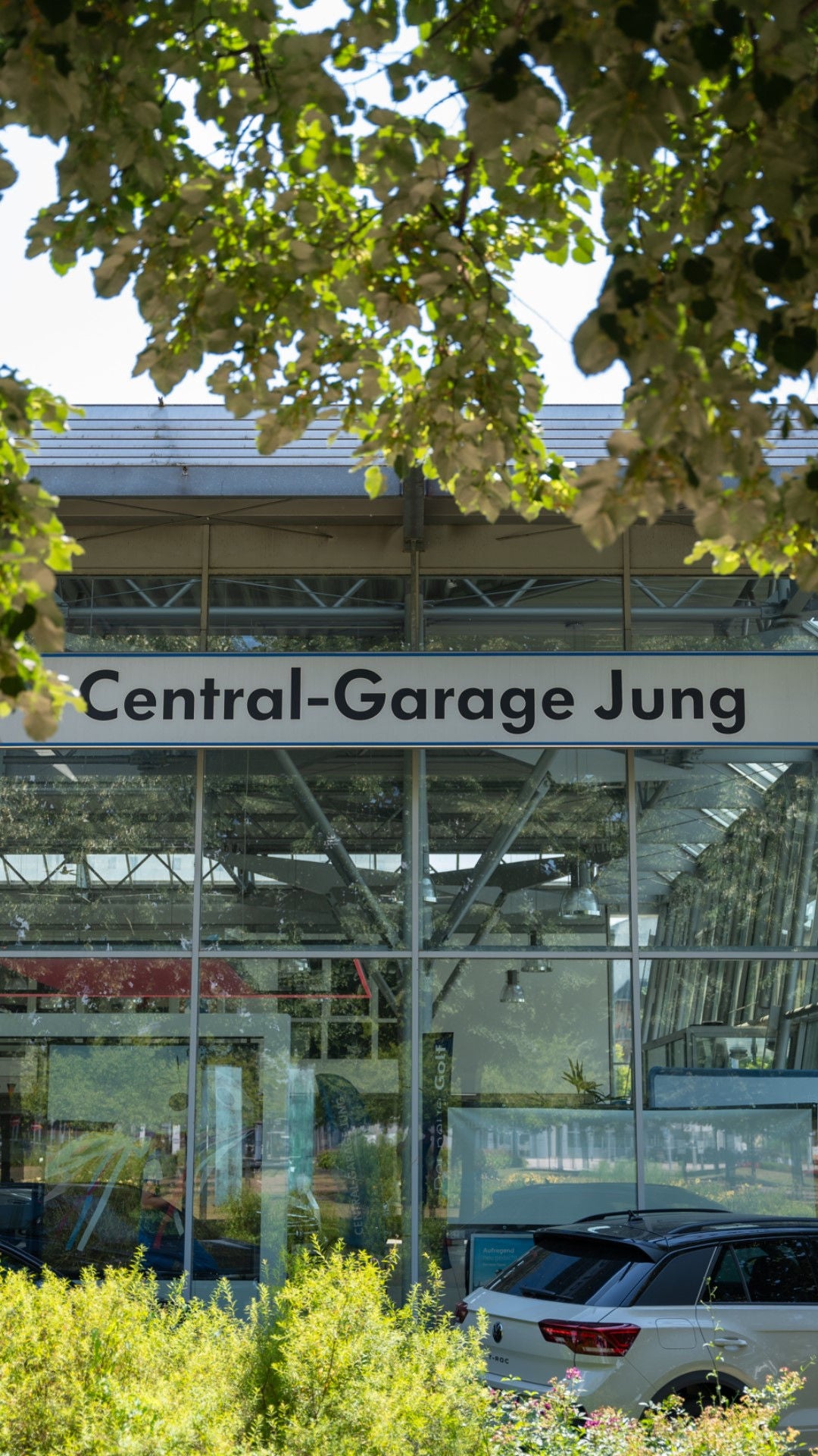 Außenansicht Central Garage Jung GmbH