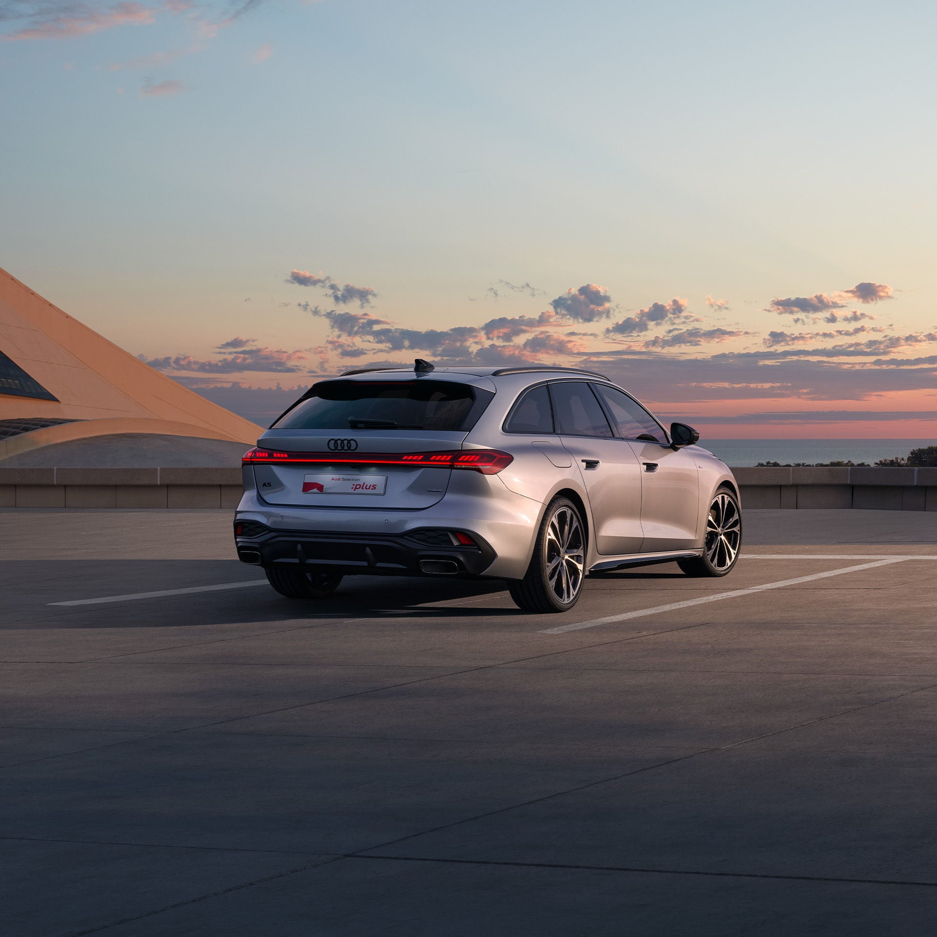 Foto de la oferta de un Audi A5 de segunda mano y las promociones de ocasión. 