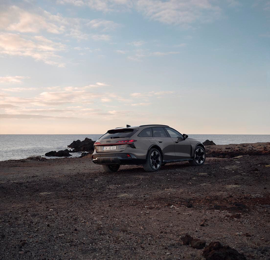 A6 allroad e-hybrid sedd bakifrån.
