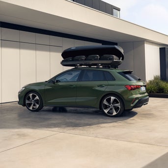 Box da tetto montato su un veicolo Audi