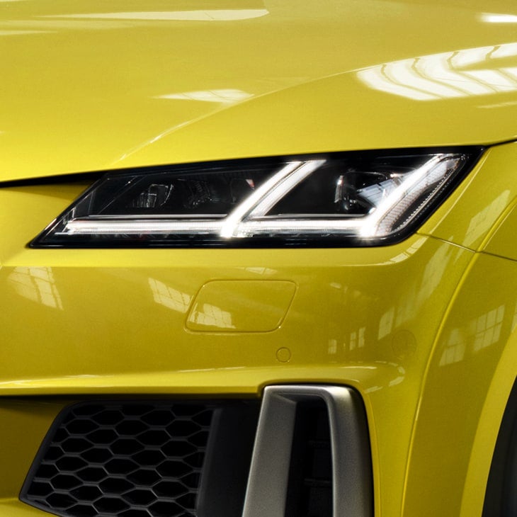 Audi Matrix LED headlights in the Audi TTS Roadster