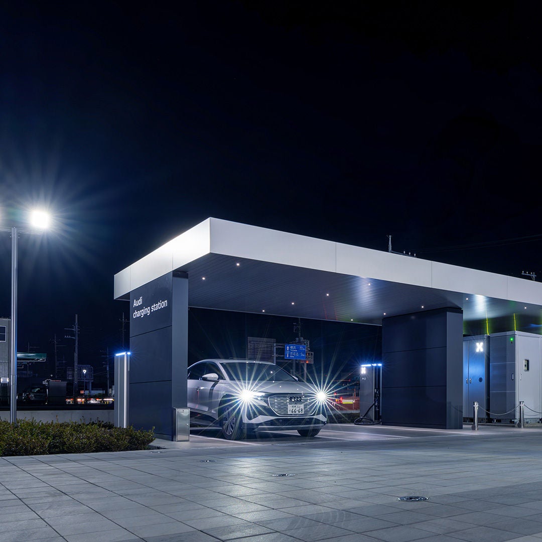 全EVユーザーが利用できるプレミアム急速充電ステーション | Audi 厚木