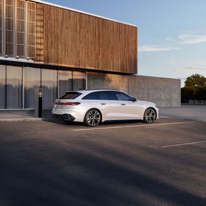Foto de la nueva oferta de Renting del Audi A5 Avant e-hybrid híbrido enchufable. 