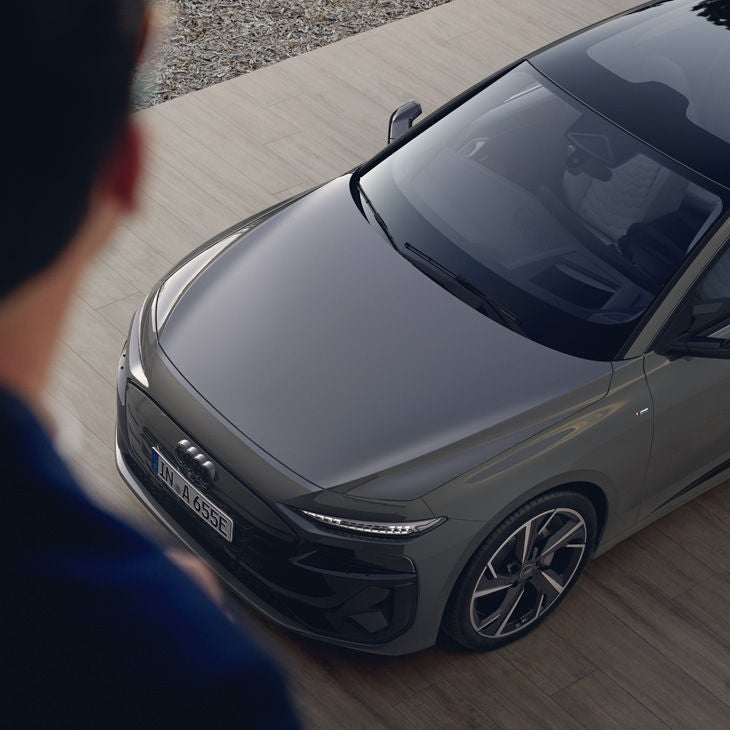 Audi A6 Avant e-tron etukuva yläviistosta