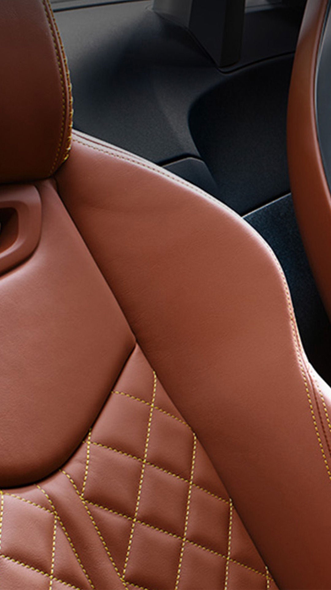 Foto del mantenimiento de la tapicería de cuero en un Servicio Oficial Audi. 