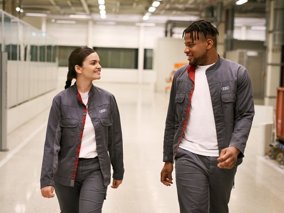 Isabella is talking with an Audi colleague