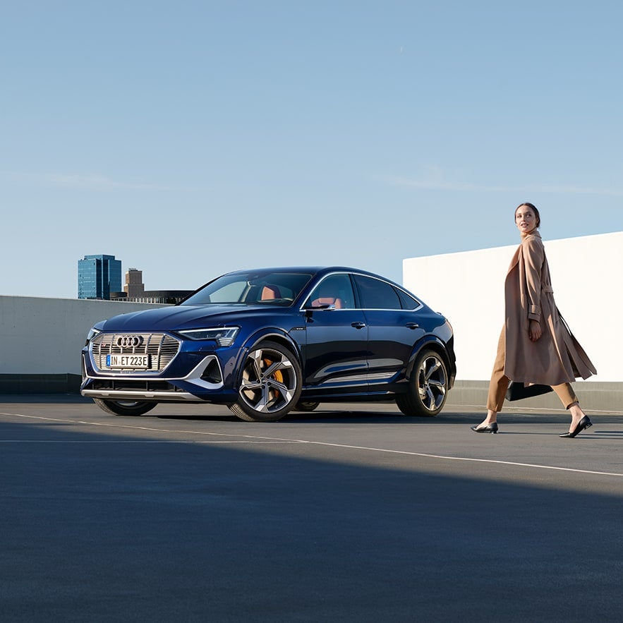  Audi e-tron S Sportback
