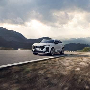 Audi Q3 Sportback 進化し続ける走りの魅力