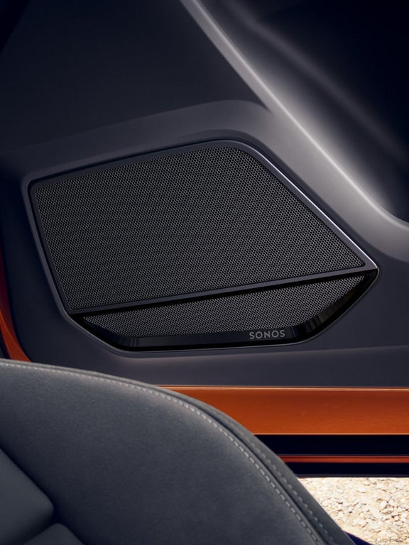 Audi Q3 speakers