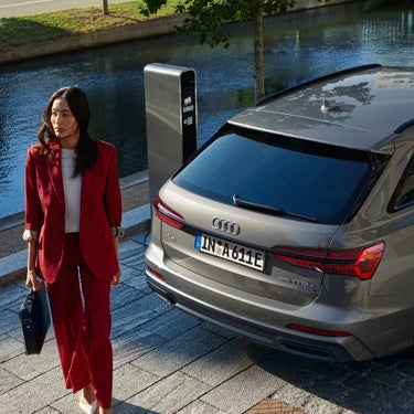 Rear view Audi A6 Avant TFSI e