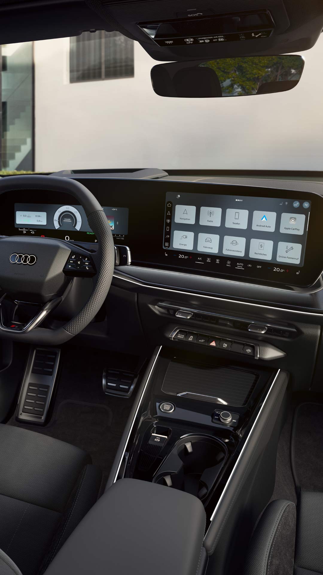 Das Cockpit des Q3 SUV e-hybrid mit Fokus auf die Fahrerarmatur und das Panoramadisplay.