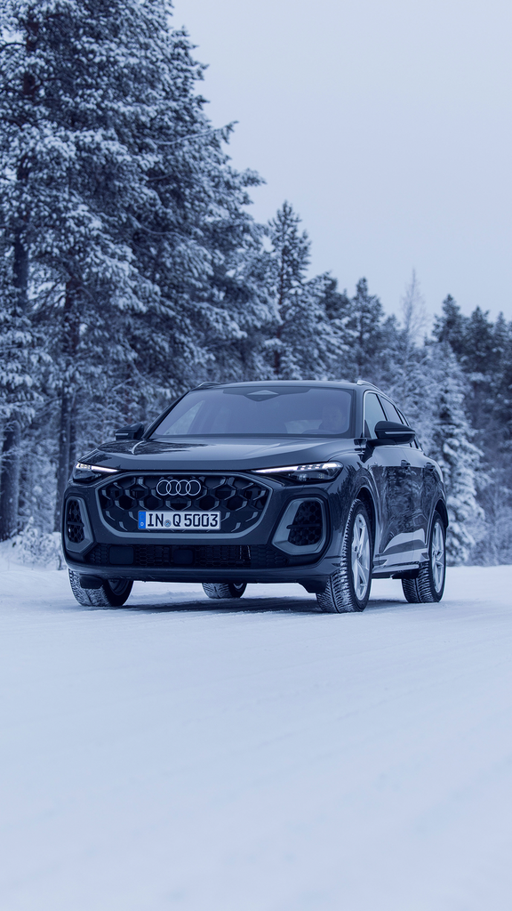 Foto de un coche con hibridación ligera de Audi.