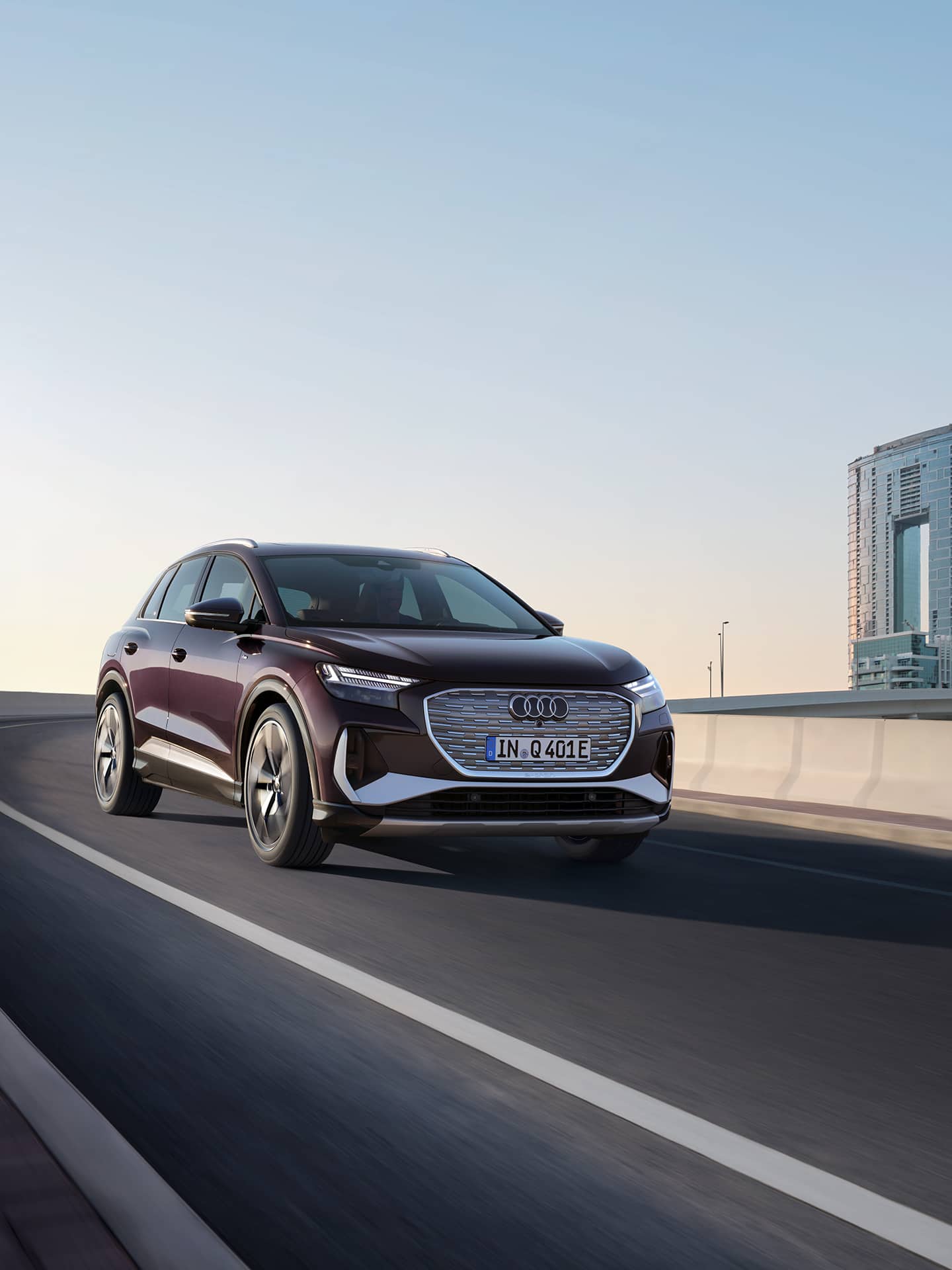 Dynamic driving shot Audi Q4 e-tron