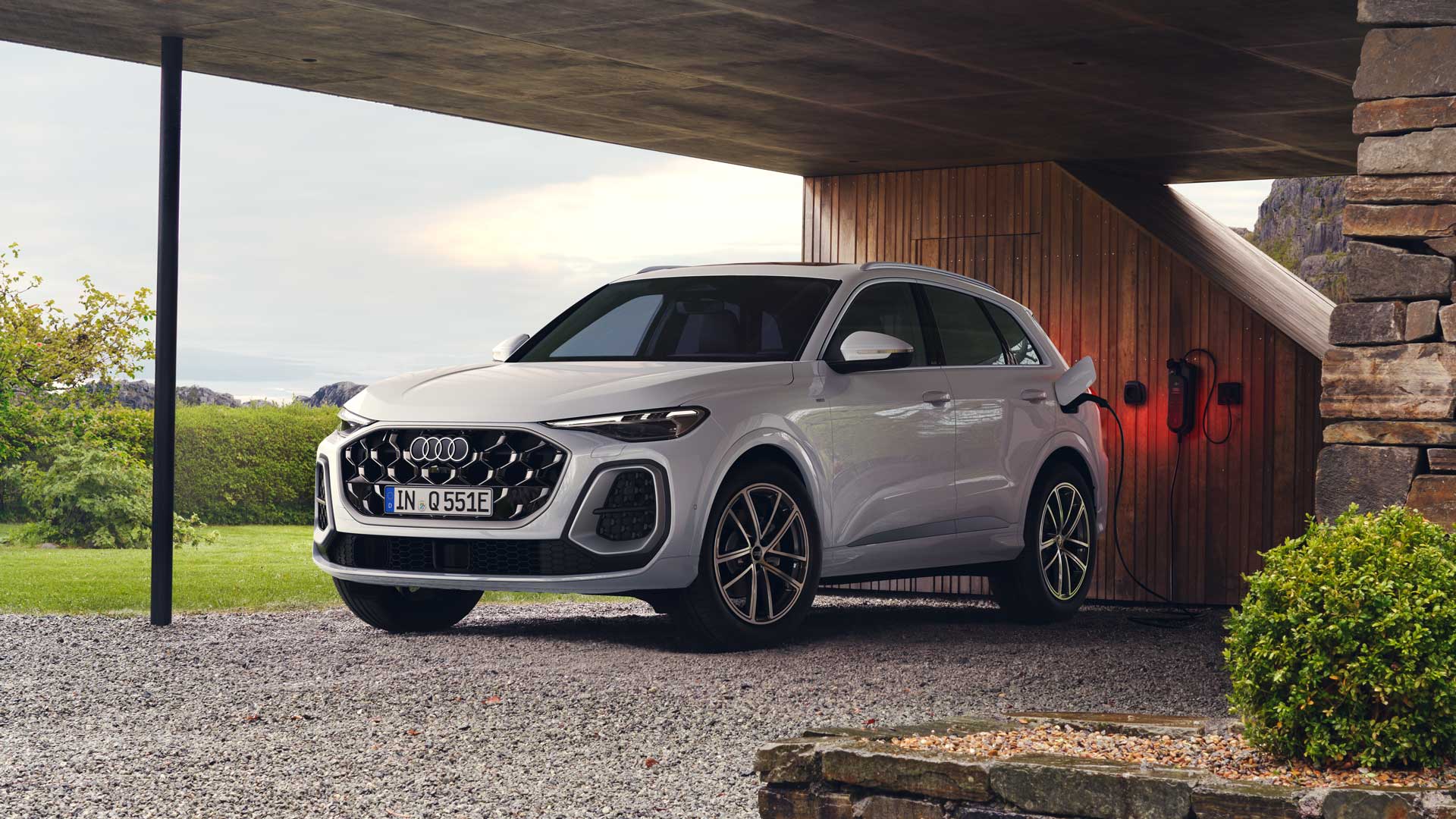Audi Q5 SUV e-hybrid
