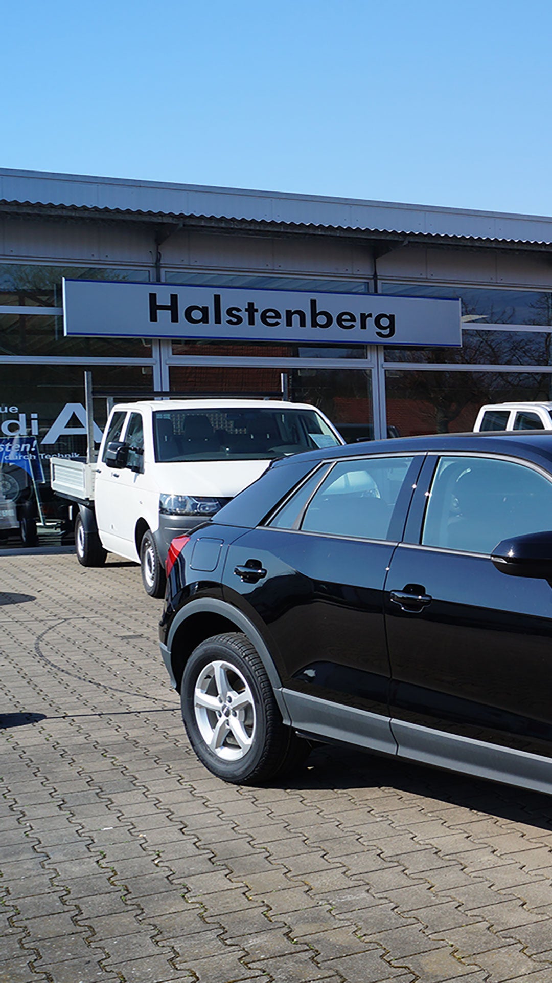 Außenansicht Autohaus Halstenberg GmbH & Co.