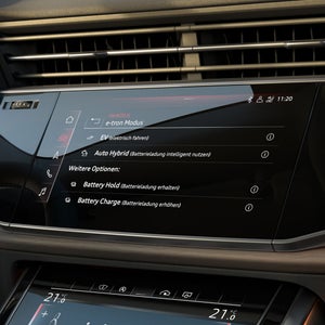 Nahaufnahme eines digitalen Displays, auf dem zwischen verschiedenen Energie-Modi gewechselt werden kann.