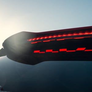 Detail der dritten Heckleuchte des neuen Audi RS 5 Avant.