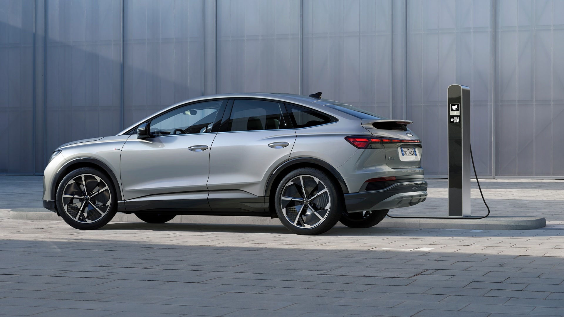 Audi Q4 Sportback e-tron per neopatentati