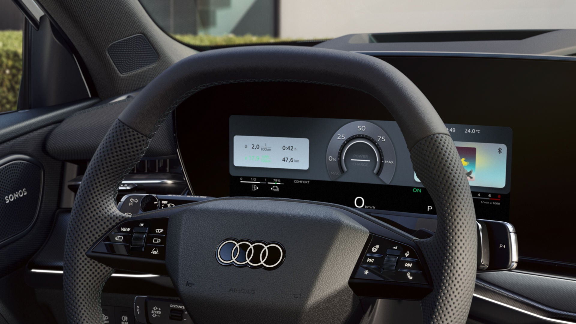 View of the steering wheel and digital displays of the Audi virtual cockpit plus.